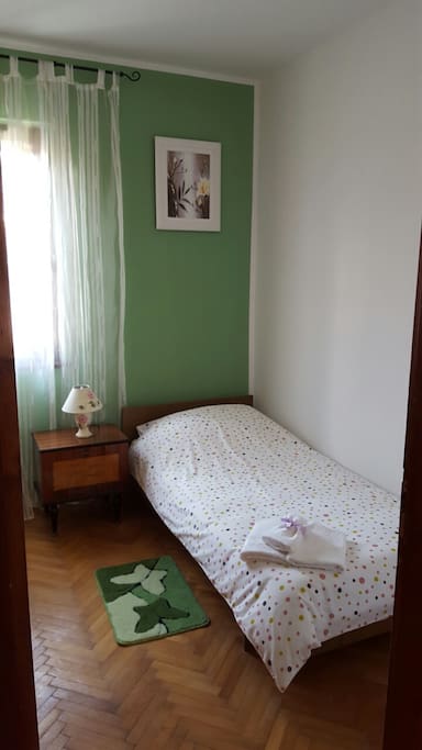 One single bedroom