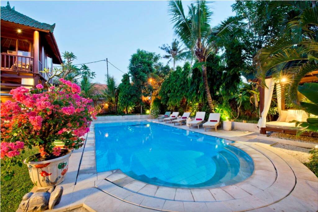 Villa Manggis Sanur swimming poo