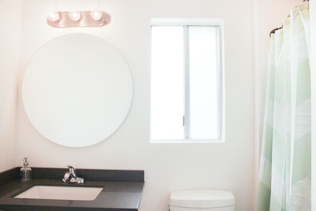 Clean, Modern Bathroom