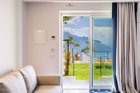 Top performing Airbnb: La Casarella luxury suite Selene Ravello in Ravello