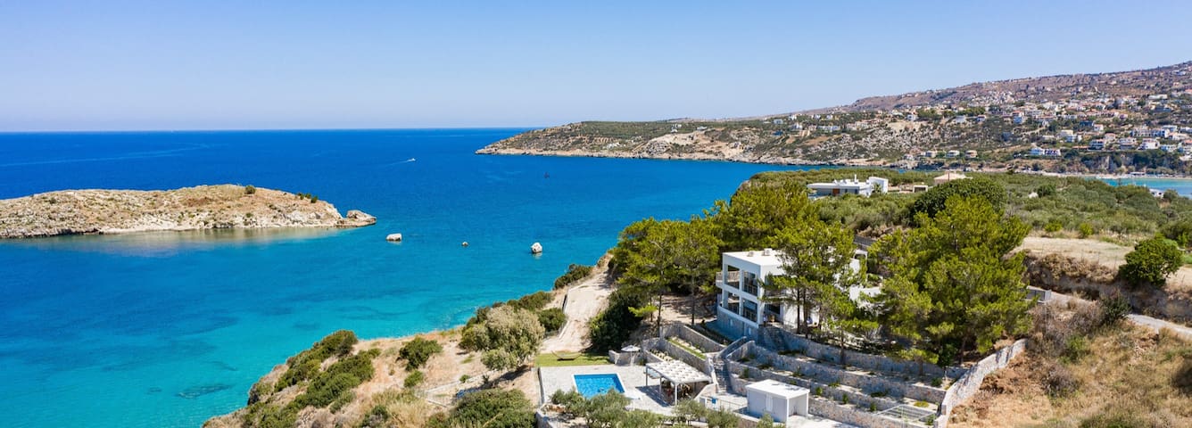 KEA, above the sea, superb views, near beach.
