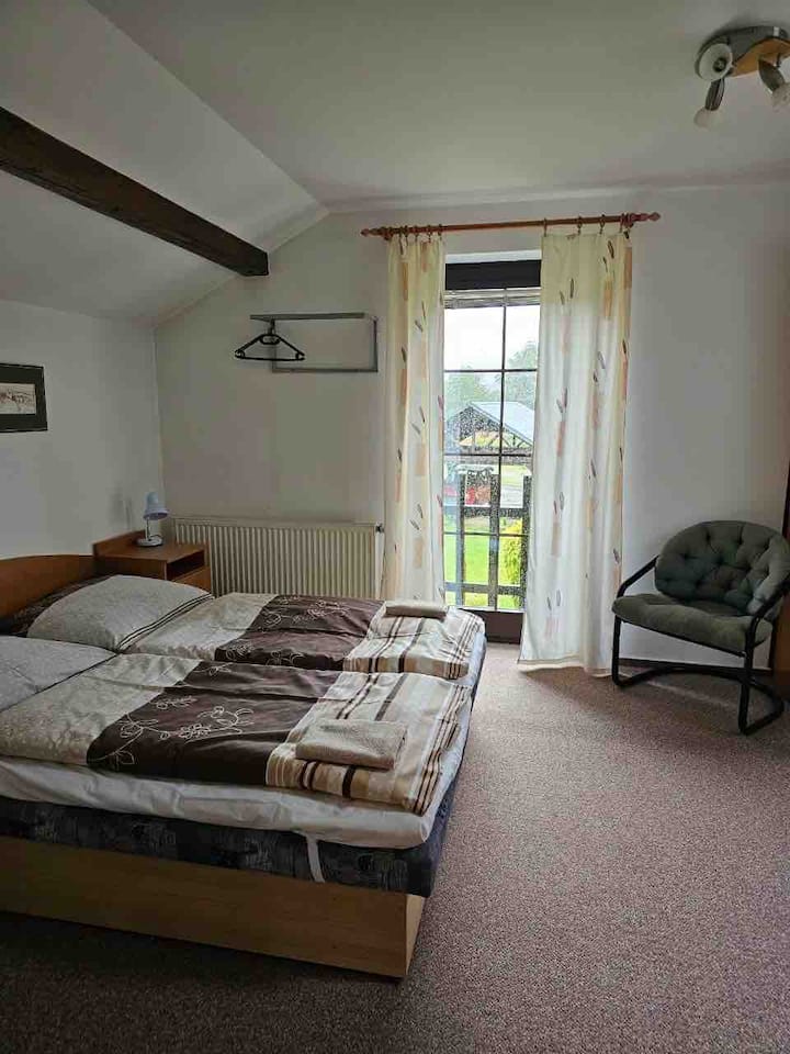 غرفة النوم 2