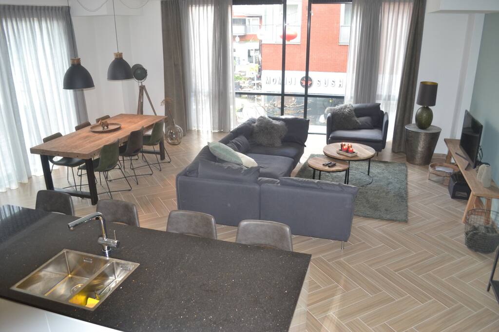 Living room with open view