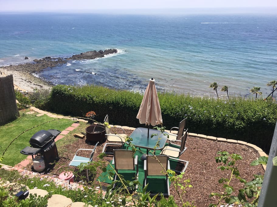 This is the outside sitting area. Enjoy!
See Catalina Island.