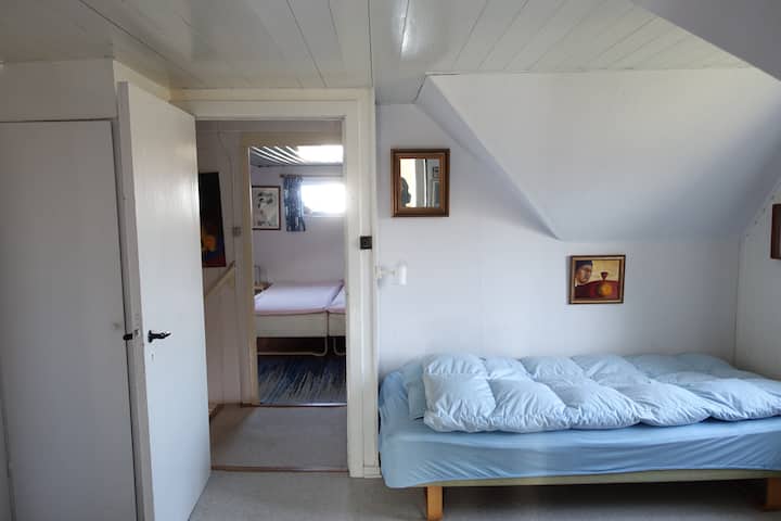 chambre 2 avec lit simple