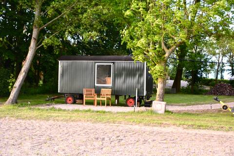 Gut Groß Fedderwarden - Urlaub im Bauwagen