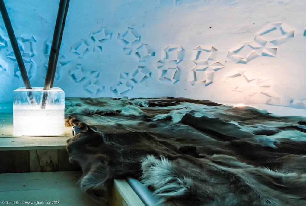 Each of the 10 Sleeping-IGLOOs has a unique design.