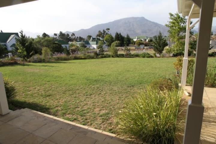 Moss house Theewaterskloof golf estate