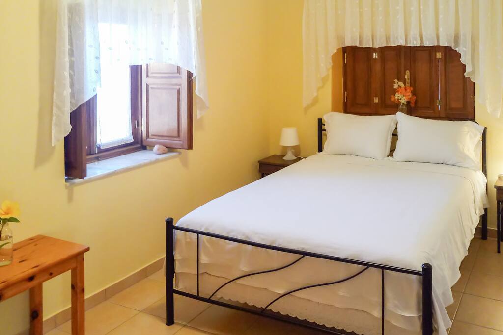 Lovely spacey bedroom with a double bed