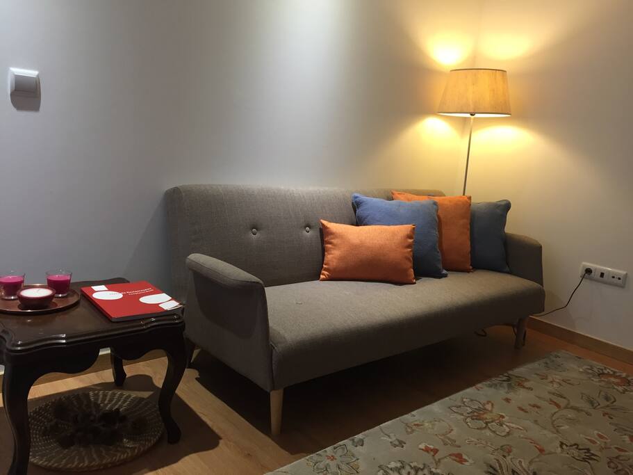 SITTING ROOM