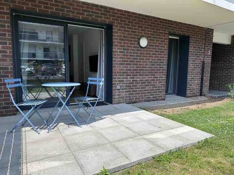 Beautiful apartment 5min from Lille, ground floor with garden