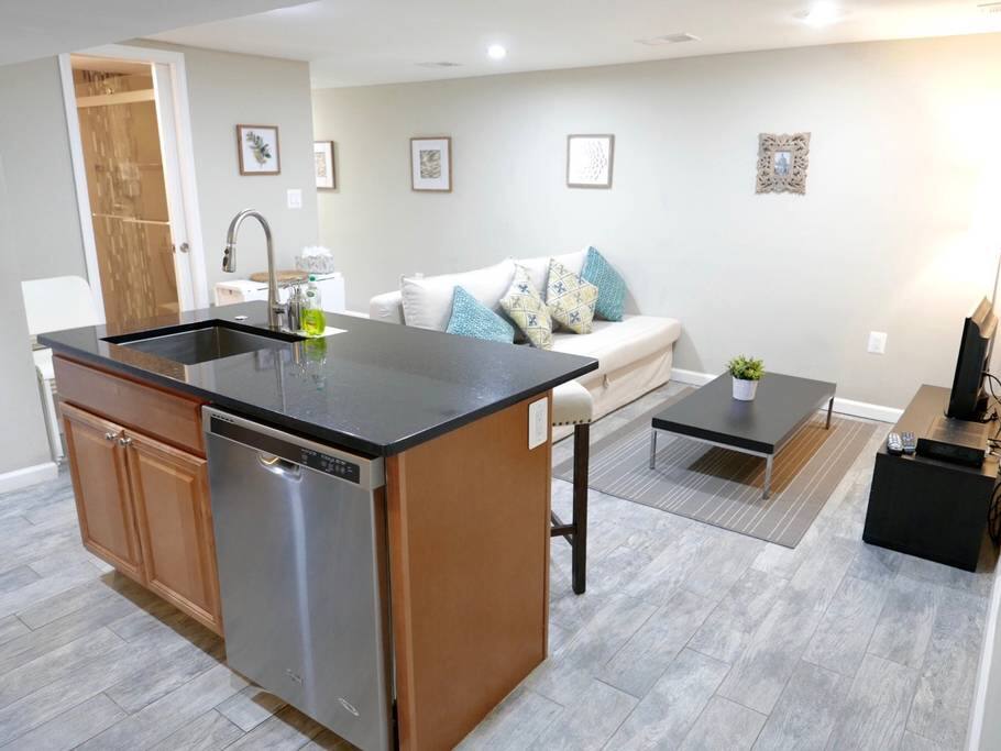 Fully equipped kitchen