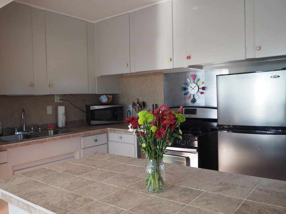 Large kitchen to cook one meal or a nice feast:)