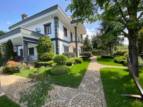 Detached VIP Villa with Pool - Village Authentic Park