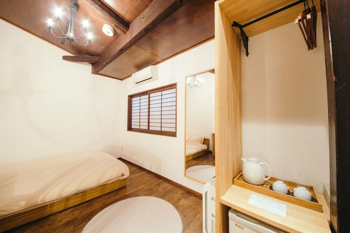 TANAKAYA HOTEL★cinq★Double★ 100 years of history - Nakagyō-ku, Kyoto의 부티크 호텔에서 살아보기, Kyoto, 일본