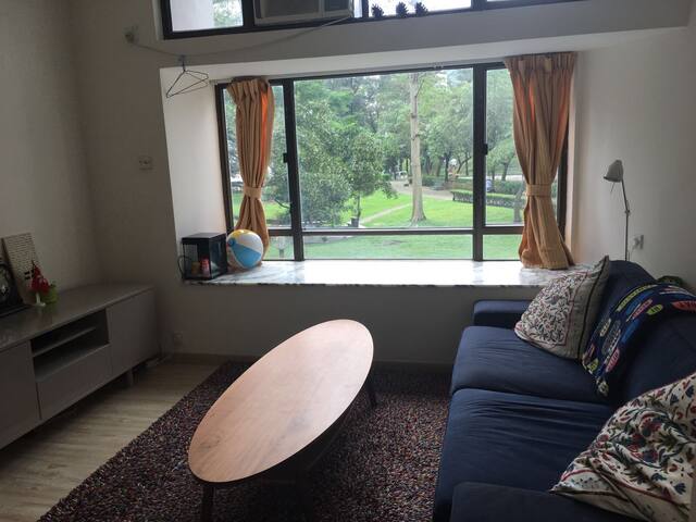 Discovery Bay Getaway for 2-3 People
