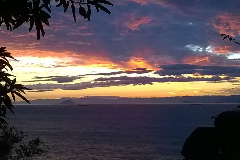 matizes de cores no recolher do sol