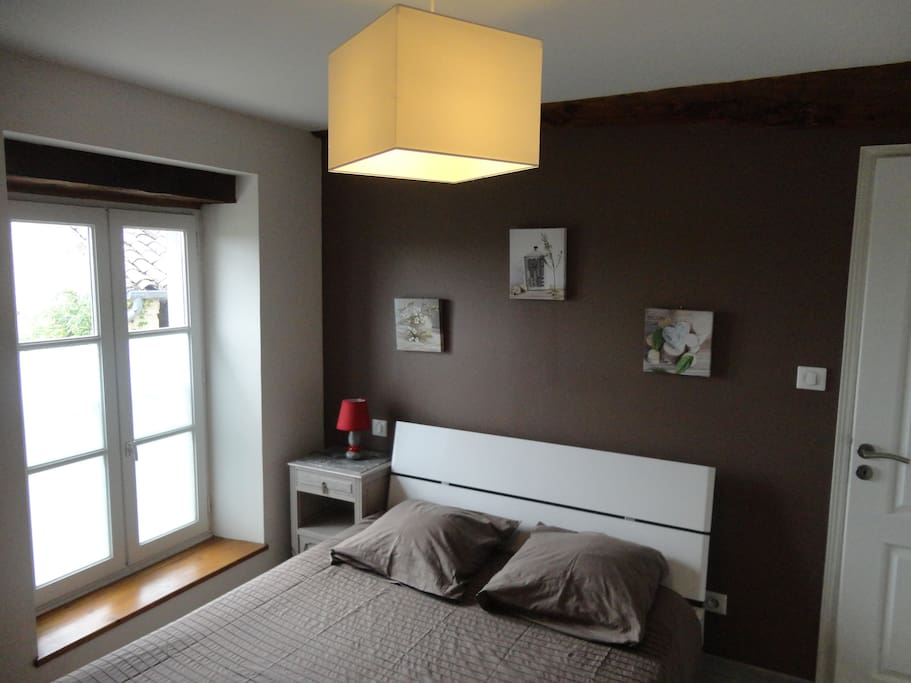 La chambre avec vue sur la campagne environnante
