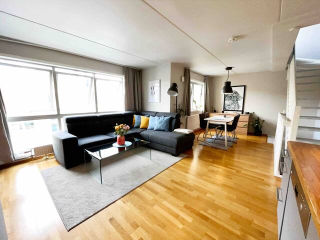 City center flat w roof top terrace & free parking gallery image 4