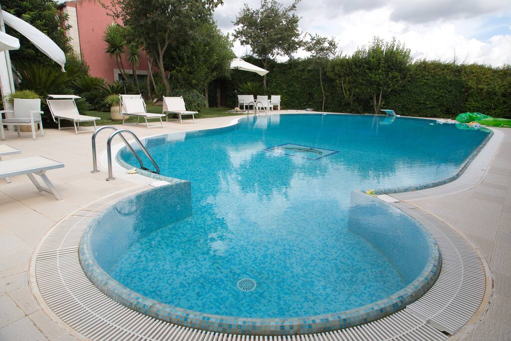 Particolare Piscina