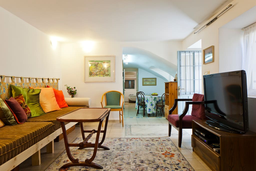 Lounge into dining alcove