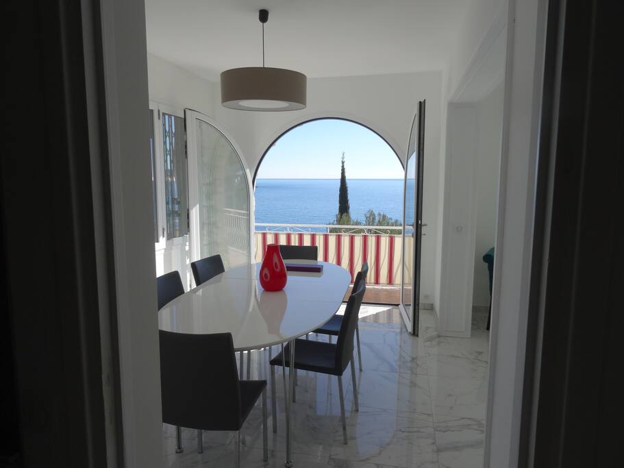 Dining area overlooking Golfe Bleu