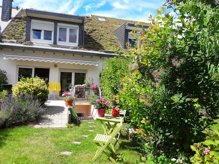 Lovely Apartment near University