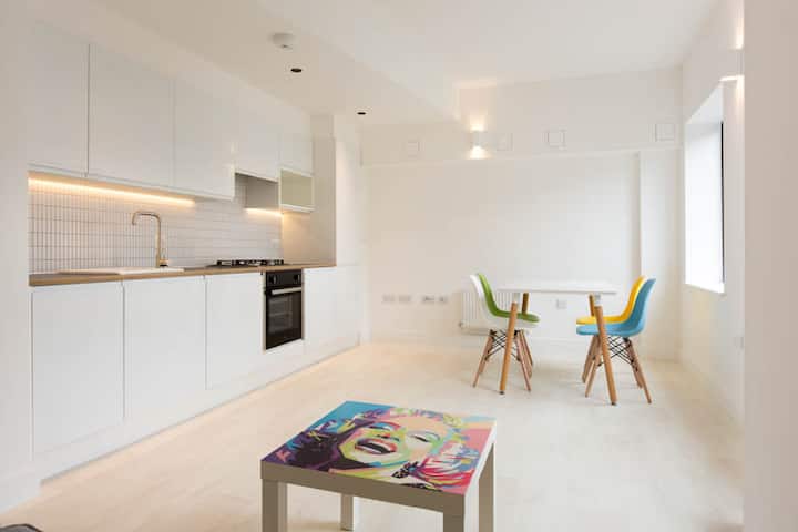 New Built Flat Right In The Centre - Oxford