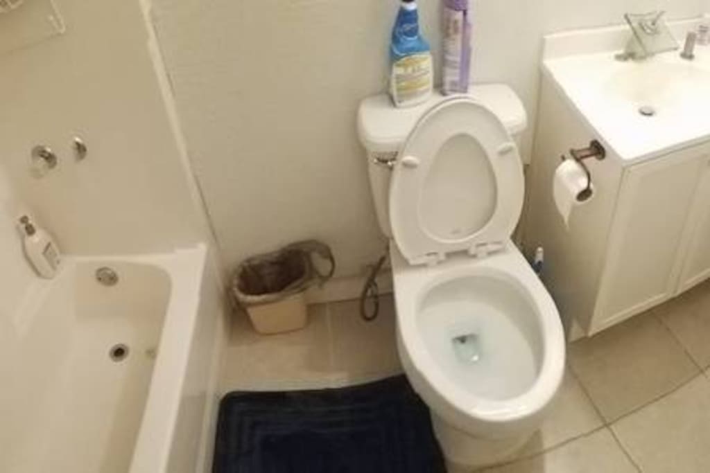 2nd Bathroom