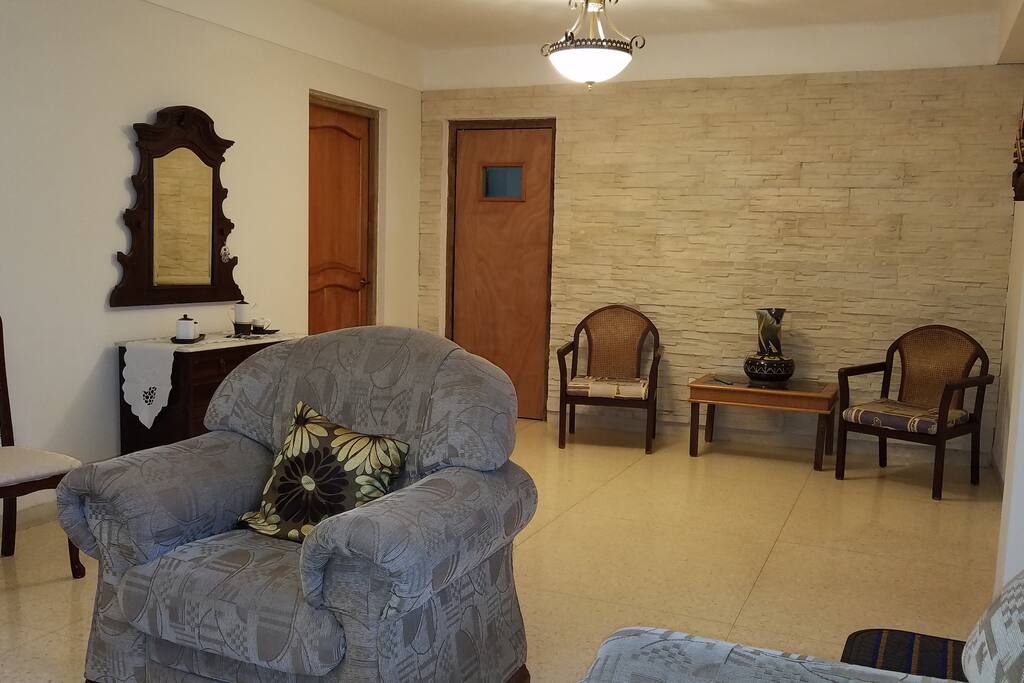 Otra vista de la sala