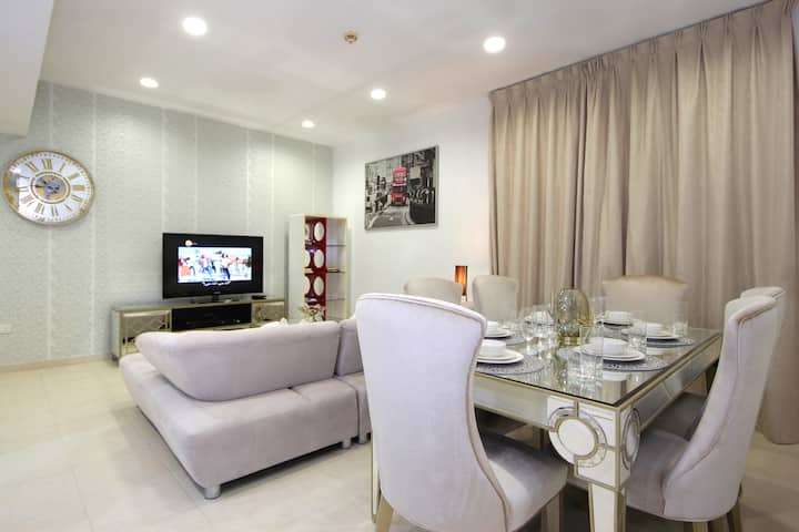 Executive Tower Fresh 2Bedroom at Business Bay - Apartments for Rent in Dubai, Dubai, United Arab Emirates