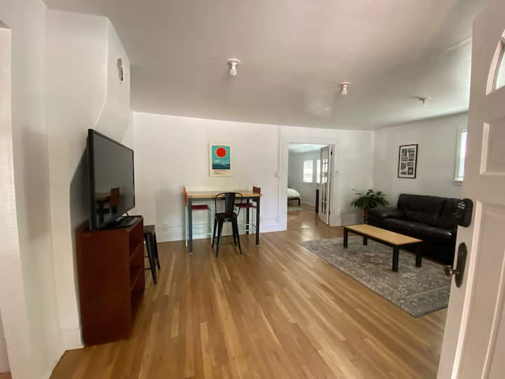 Newly Restored Casita - Heart Of Downtown Marfa! - Marfa, TX
