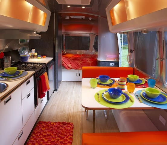 ROOST: Luxury Airstream at Allegrippis Trailhead!