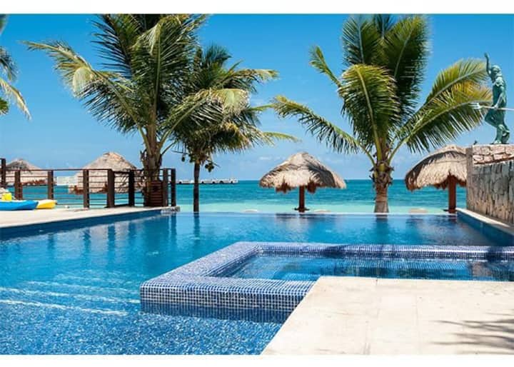 Serene Luxury Beachfront Condo - Private Paradise