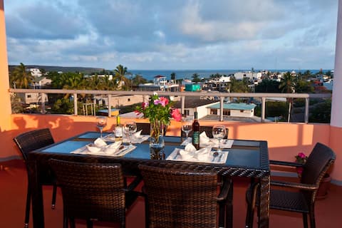 Torre Mar Galapagos with Ocean View