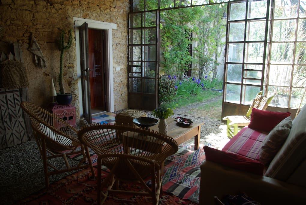 Le salon dedans-dehors