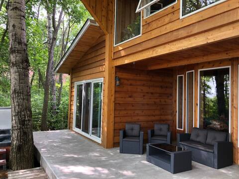 Incredible Lakefront Cabin Hottub/Steam Room