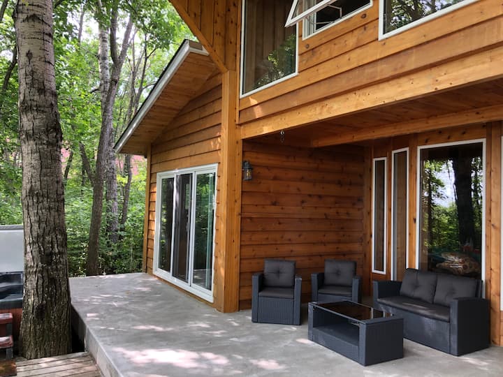 Incredible Lakefront Cabin Hottub/Steam Room
