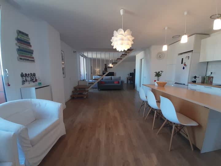 Barcelona: Nice Duplex In Walden 7 (Bofill) & Pool - Sant Boi de Llobregat