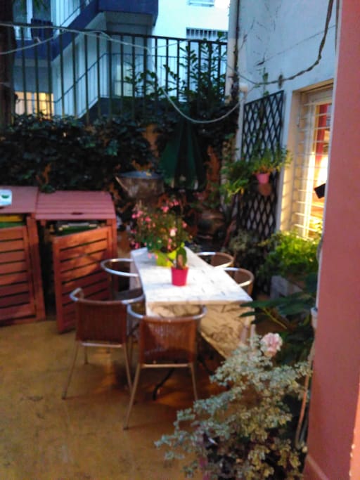 You'll be able to use the courtyard