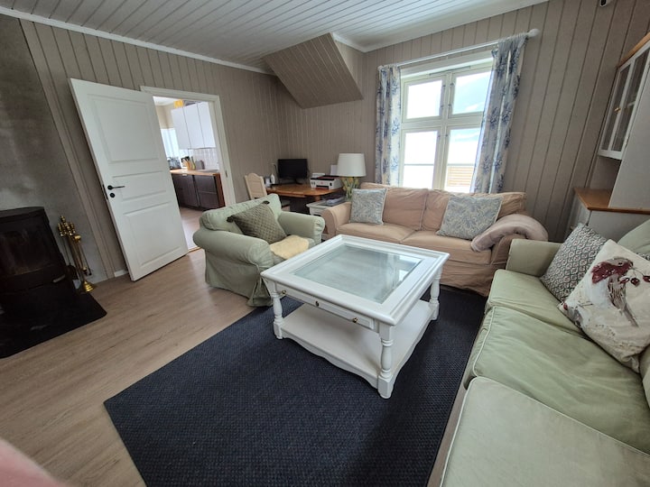 მისაღები ოთახი 2