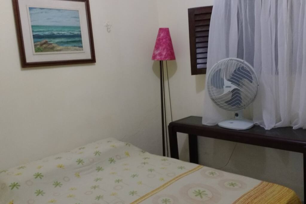 Quarto com ventilador