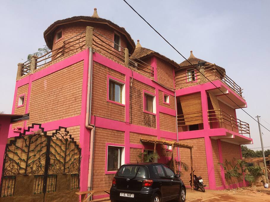 le bâtiment vue d'ensemble