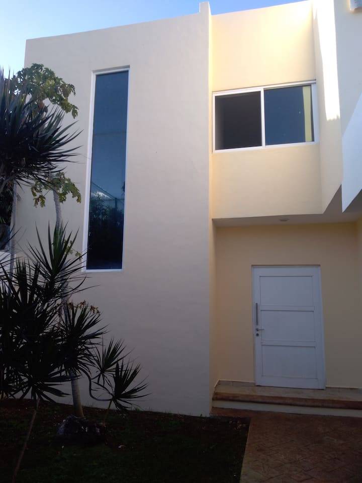 Casa Céntrica En Cancún/downtown House In Cancún - Cancún