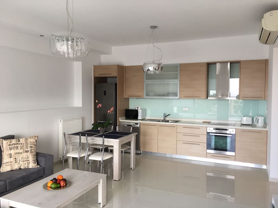 Kitchen and chilling area