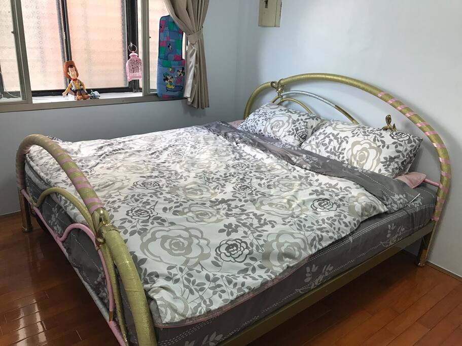 舒服的大床,是旅行不可或缺的。