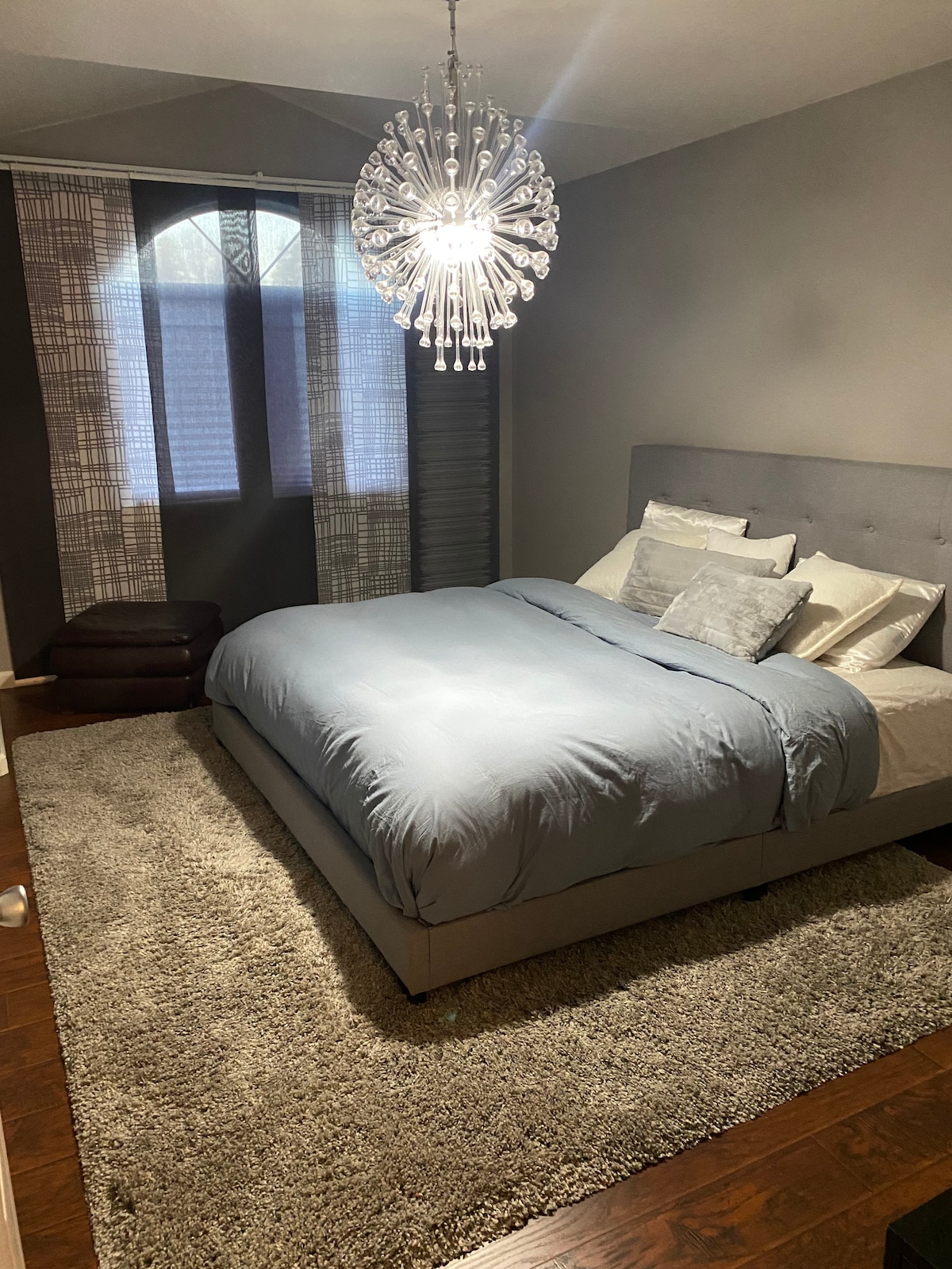 საძინებელი 1