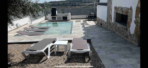 Oasis among vineyards near Barcelona, AA and Spa