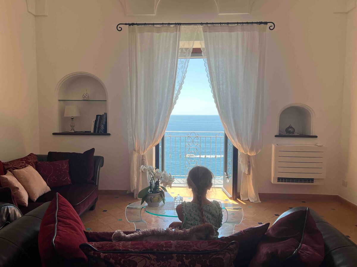 Successful Airbnb property: Casa Nicole - Elegance and sea view in Praiano