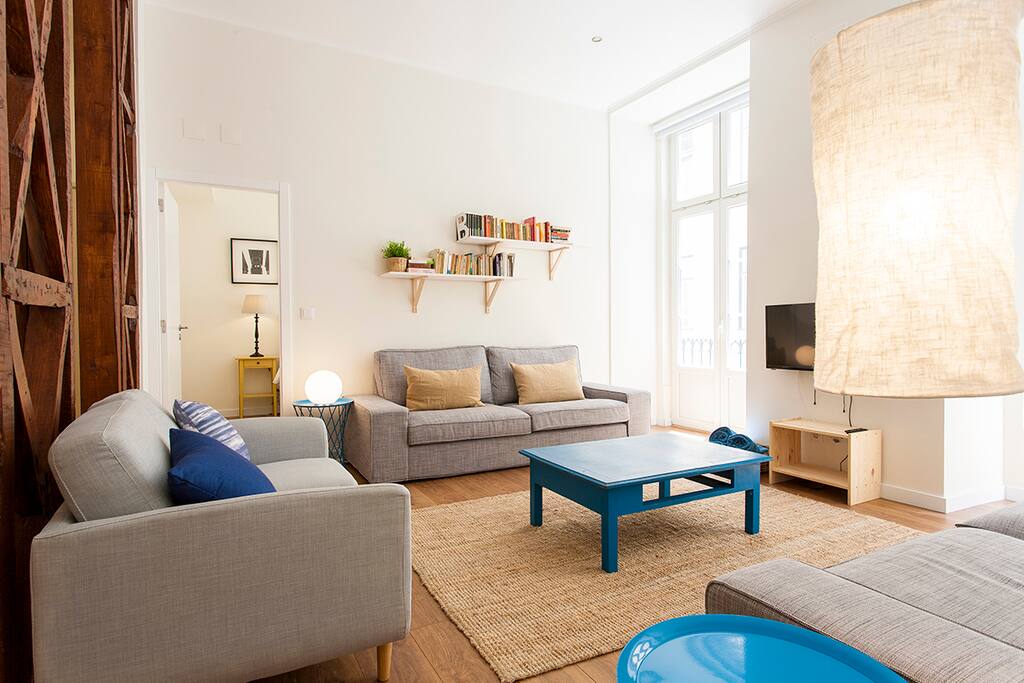 Living Room (With balcony)